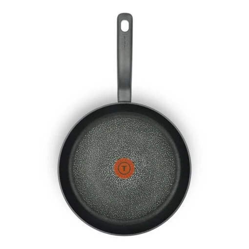 Tefal Hard Titanium+ Koekenpan - Ø 24 Cm -Kookwaren Verkoop 1200x1200 321