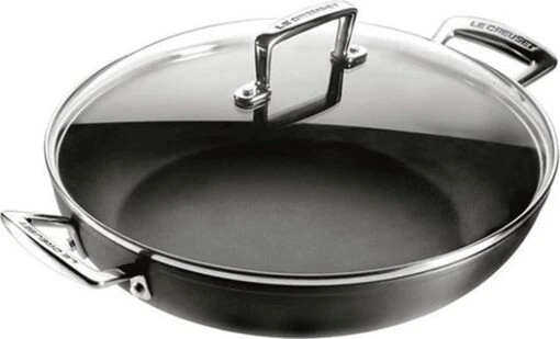 LE CREUSET - Les Forgees - Sauteerpan 2 Grepen 28cm 3,2L -Kookwaren Verkoop 1200x727 2